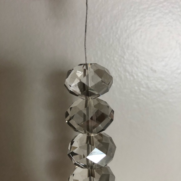 Kenneth Cole✨ Glass Bead Statement Necklace - Picture 3 of 3